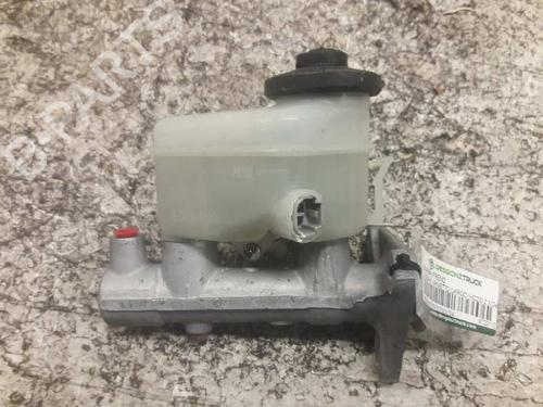 Used Brake master cylinder NISSAN VANETTE CARGO Van (HC 23) [1994-2002]  24530538