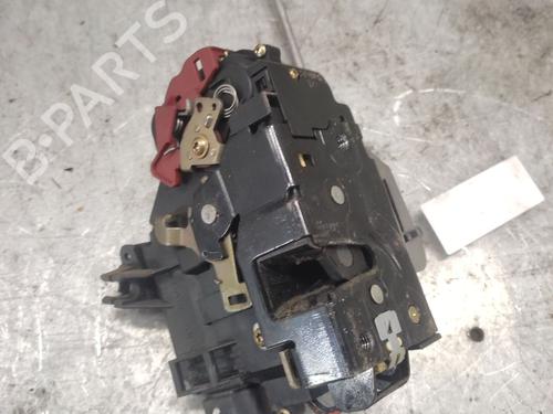 Używane Zamek drzwi przednich prawych AUDI A4 B6 (8E2) 1.9 TDI (130 hp) 21466327
