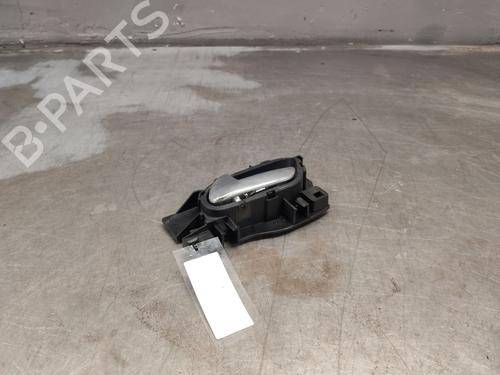 Used Front left interior door handle Front left interior door handle 39636969 39636969
