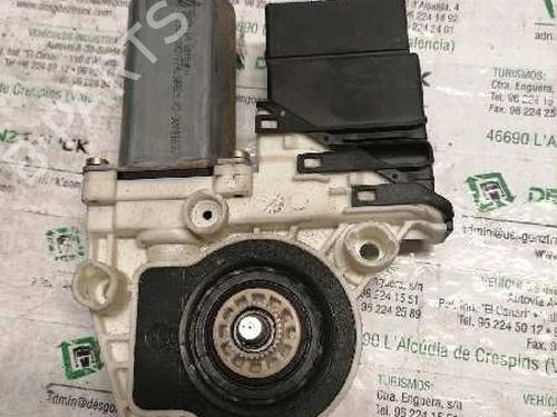 Rudehejsemotor bagstkærm venstre SEAT LEON (1M1) [1999-2006]  21473585