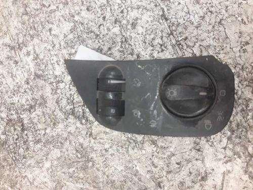 Used Headlight switch VW POLO III (6N1) [1994-1999]  21465272