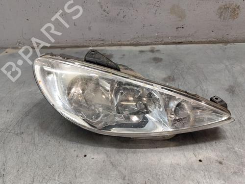 Højre forlygte PEUGEOT 206 Hatchback (2A/C) [1998-2012]  28805232