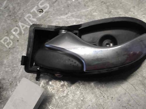 Venstre foran invendig håndtak FORD FOCUS I Turnier (DNW) [1999-2007]  21404672