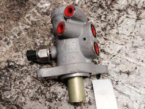 Hovedbremsecylinder RENAULT LAGUNA II (BG0/1_) [2001-2007]  24530902