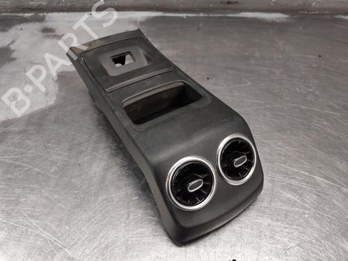 Used Air vent Air vent MERCEDES-BENZ GLA (H247) GLA 200 d (247.712) (150 hp) 35800792 35800792