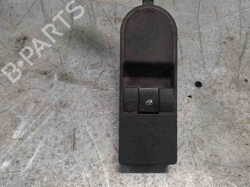 Used Right front window switch OPEL ZAFIRA / ZAFIRA FAMILY B (A05) [2005-2019]  21407578