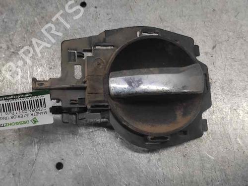 Venstre bak invendig håndtak CITROËN C3 I (FC_, FN_) 1.1 i (60 hp) 21412622
