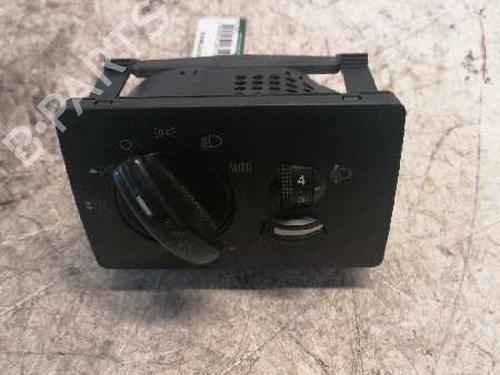 Used Headlight switch FORD FOCUS C-MAX (DM2) [2003-2007]  21480785