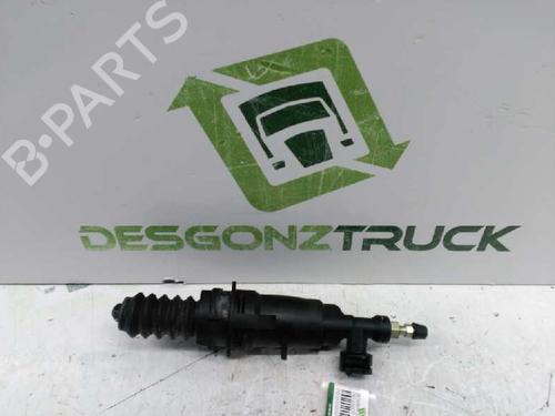 Used Clutch slave cylinder PEUGEOT 406 (8B) [1995-2005]  21431447