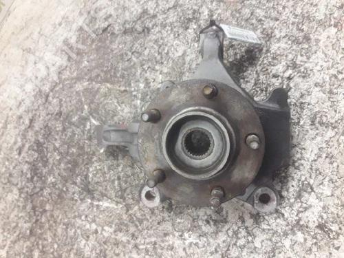 Used Left front steering knuckle CHRYSLER VOYAGER / GRAND VOYAGER III (GS_, NS_) [1992-2001]  21467958