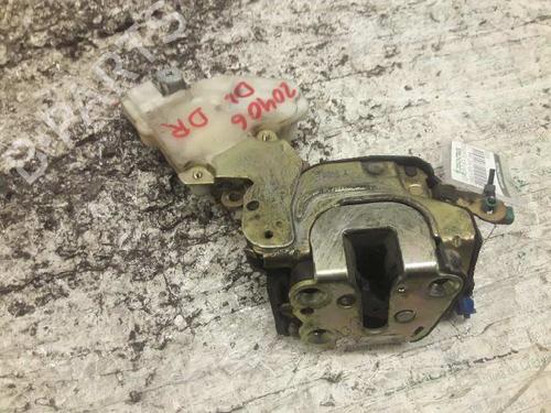 Used Front right lock NISSAN ALMERA II Hatchback (N16) [2000-2025]  21461286