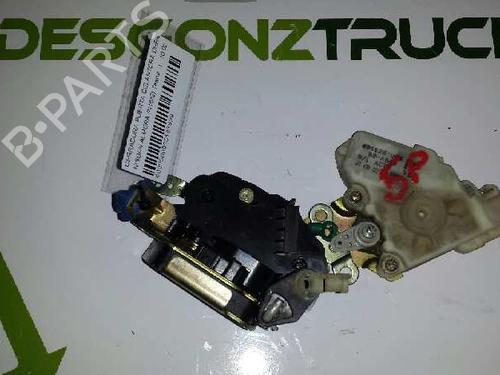 Used Front right lock NISSAN ALMERA II Hatchback (N16) [2000-2025]  21423918