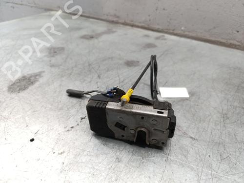 Used Front right lock RENAULT TRAFIC II Bus (JL) [2001-2025]  28586709