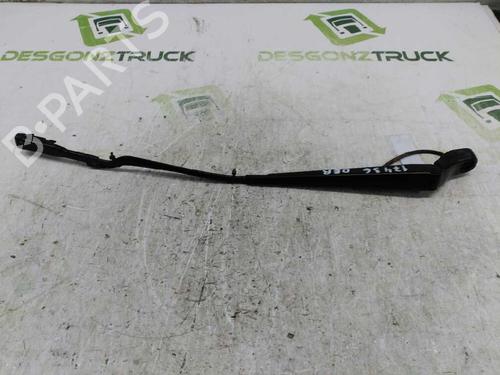 Used Front windshield wiper arm MERCEDES-BENZ VITO / MIXTO Van (W639) [2003-2025]  21436264