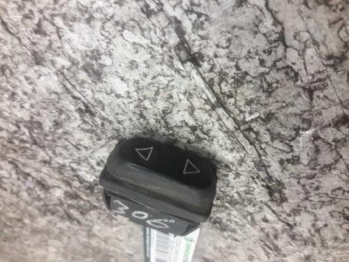 Used Right front window switch PEUGEOT 306 (7B, N3, N5) [1993-2003]  21465256