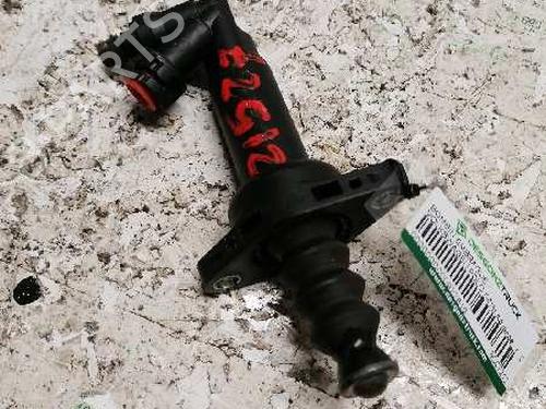 Used Clutch slave cylinder VW POLO (9N_, 9A_) 1.4 TDI (80 hp) 21476612