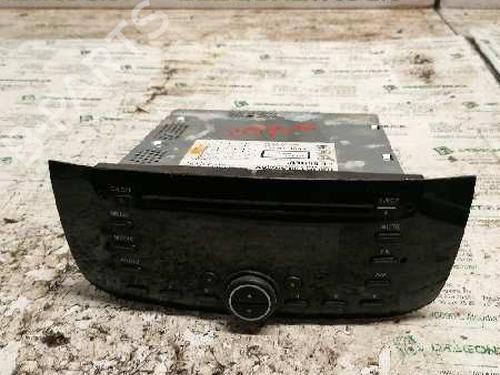 Used Radio FIAT GRANDE PUNTO (199_) 1.3 D Multijet (199.AXD11, 199.AXD1A, 199.AXD1B,... (90 hp) 21476388