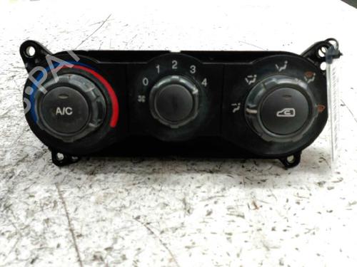 AC-Styringsenhed/Manøvreenhed HYUNDAI MATRIX (FC) 1.5 CRDi (82 hp) 21445715