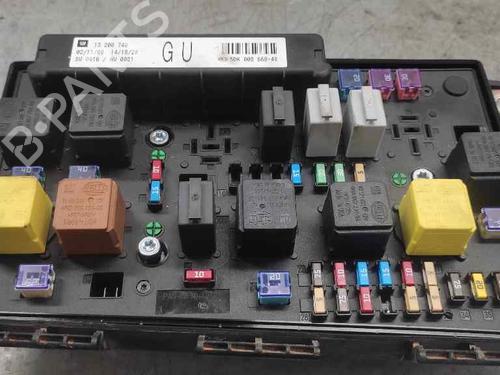Used Fuse box OPEL ASTRA H (A04) [2004-2014]  21410014