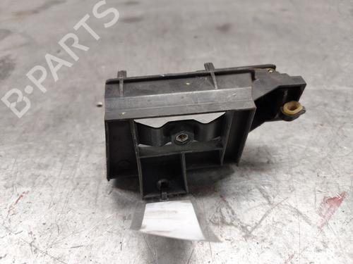 Used Front right interior door handle RENAULT RAPID Box Body/MPV (F40_, G40_) 1.9 D (F40R) (54 hp) 28689909