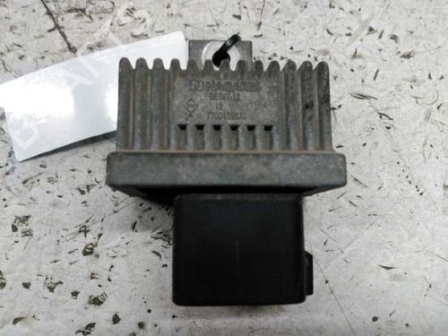 Used Electronic module RENAULT MASTER II Van (FD) [1997-2013]  21445058