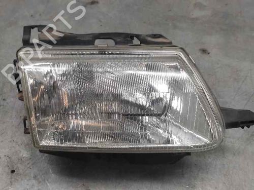 Used Right headlight CITROËN SAXO (S0, S1) [1996-2004]  21413222