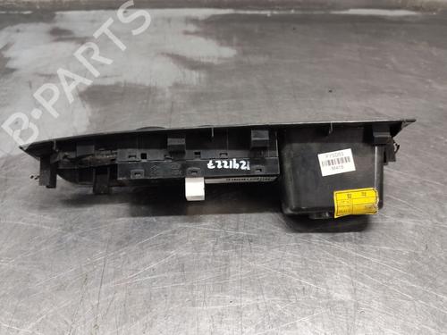 Left front window switch KIA SORENTO I (JC) 2.5 CRDi 4WD | BP36091744I27 - Image 4