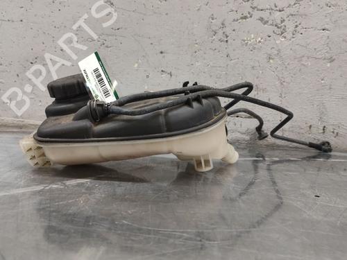 Used Expansion tank MERCEDES-BENZ GLA-CLASS (X156) GLA 200 (156.943) (156 hp) 31210365