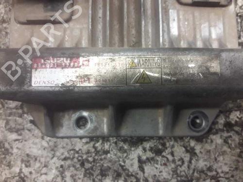 Engine control unit (ECU) OPEL COMBO Tour  | BP21467761M57 