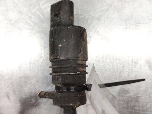 Sprinklervæskepumpe VW PASSAT B5 (3B2)  | BP29351804E24 