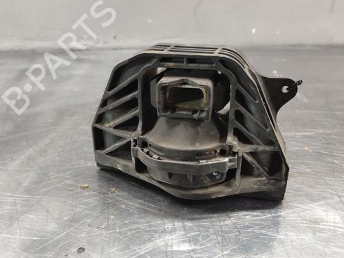 Used Engine mount Engine mount PEUGEOT 208 II (UB_, UP_, UW_, UJ_) 1.5 BlueHDI 100 (102 hp) 32843598 32843598