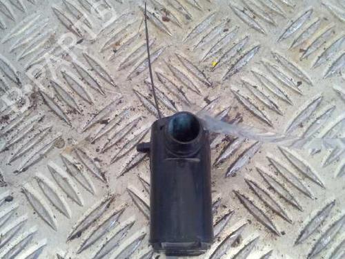 Used Washer pump NISSAN CABSTAR E (TL_, VL_) [1992-2006]  21455082