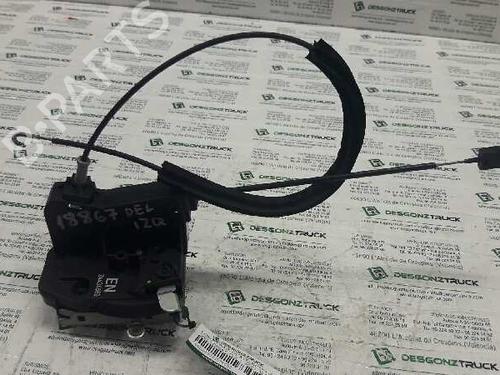 Used Front left lock OPEL CORSA C (X01) [2000-2009]  21451348