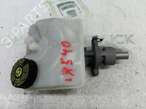 Used Brake master cylinder PEUGEOT 206 Hatchback (2A/C) 1.4 i (75 hp) 24530044