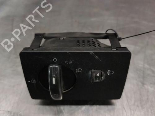 Commande de phare FORD FIESTA V (JH_, JD_) 1.4 TDCi (68 hp) 30196923