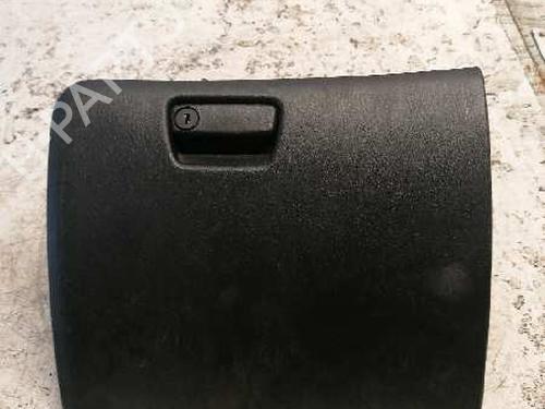 Dashboardkastje MITSUBISHI CARISMA (DA_) [1995-2006]  21480978