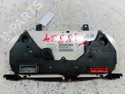 Instrument cluster RENAULT TRAFIC II Van (FL)  | BP21438166C47 