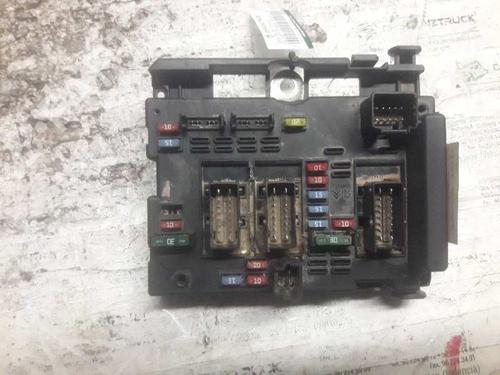 Used Fuse box PEUGEOT 307 SW (3H) 2.0 HDi 135 (136 hp) 21470983