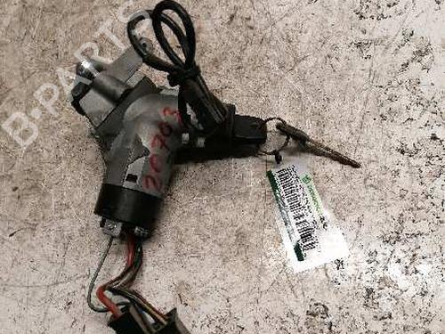 Used Ignition barrel MERCEDES-BENZ VITO Van (W638) [1997-2003]  21478872