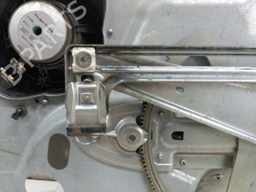 Rudehejsemekanisme Højre foran FORD FOCUS II (DA_, HCP, DP) 1.6 | BP30354965C23 