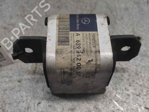 Used Engine mount MERCEDES-BENZ VITO / MIXTO Van (W639) [2003-2025]  21415643