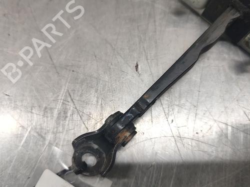 Dørhængsel/Dørbegrænser HYUNDAI i30 (GD) 1.6 CRDi | BP31026003C146 