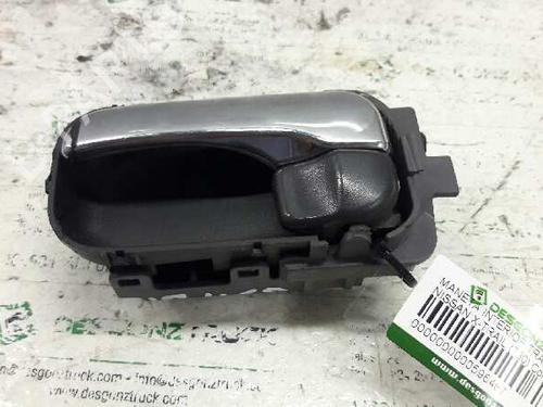 Used Rear left interior door handle NISSAN X-TRAIL I (T30) [2001-2013]  21453043