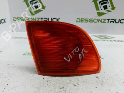 Used Right front indicator MERCEDES-BENZ VITO Van (W638) 113 2.0 (638.014, 638.094) (129 hp) 24679150