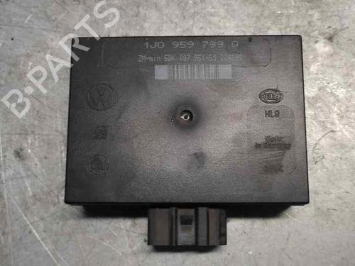 Used Comfort control module VW GOLF IV (1J1) [1997-2008]  21400955