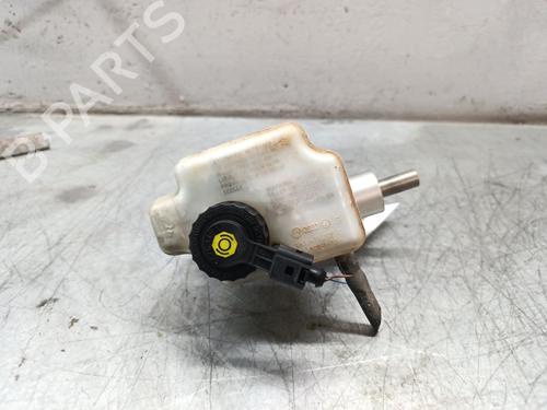 Brake master cylinder VW TOURAN (1T1, 1T2) | BP28586664M77