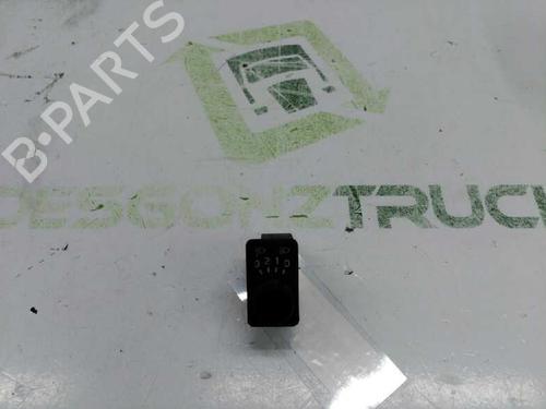Used Headlight switch NISSAN MICRA II (K11) [1992-2007]  21433046