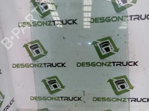 Used Front right door window Front right door window 39638509 39638509