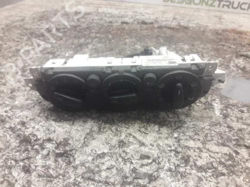 Used Climate control FORD FOCUS II (DA_, HCP, DP) [2004-2013]  21458175