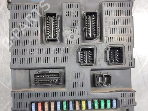 Used Fuse box CITROËN C4 I (LC_) [2004-2014]  29607962